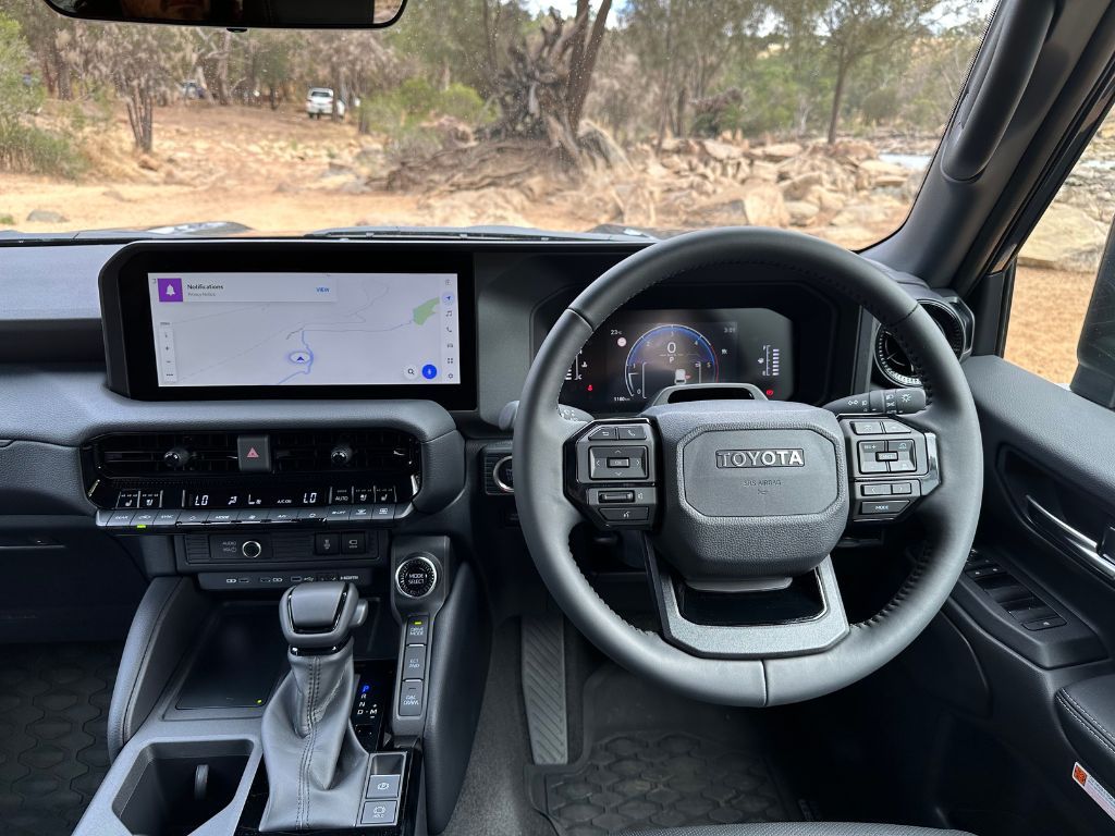 5 seat 4wd car hire from Perth, Broome and Darwin