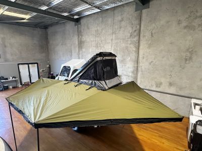Defender Adventure Family Plus Camper 270-degree-awning-setup