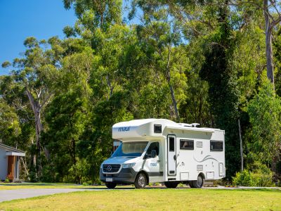 Beach 4 adults premium motorhome