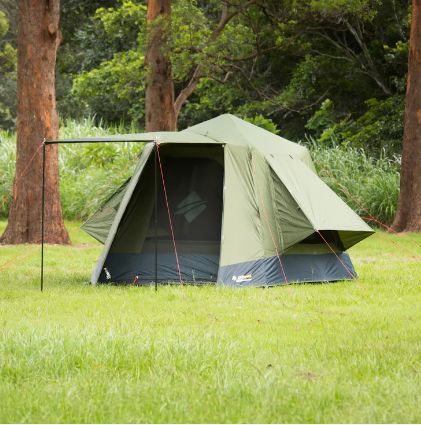 Premium Explorer 4WD Toyota Hilux Camper 2025 - Hilux Camper (Single Roof Top Tent) Hire from Darwin, Cairns, Broome, Uluru, Alice Springs.