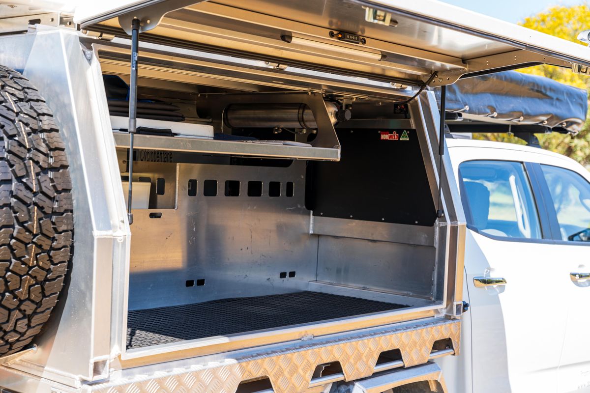 Defender Adventure Family Plus Camper