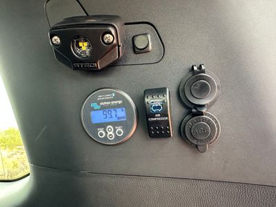 5 seat 4wd car hire from Perth, Broome and Darwin