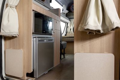 Euro Endeavour 2 adults and 2 children camper