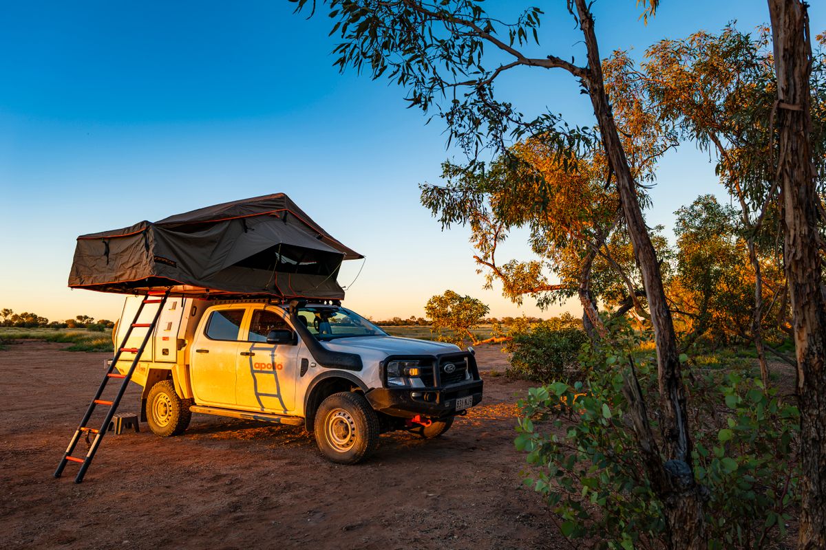 Overland Apollo 4wd Camper auto 4 berth 2 x rooftop tent hire for outdoor 4wd camping