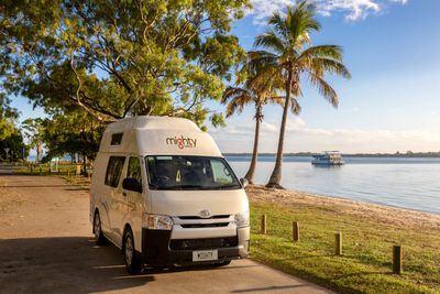 4 Berth Double Down - Camper rental for 2 adults and 2 children in Australia