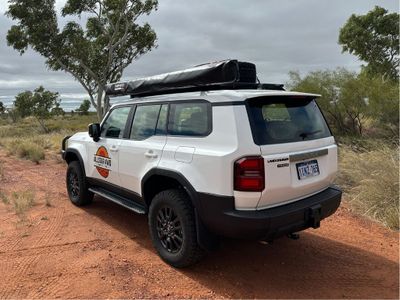 5 seat 4wd car hire from Perth, Broome and Darwin