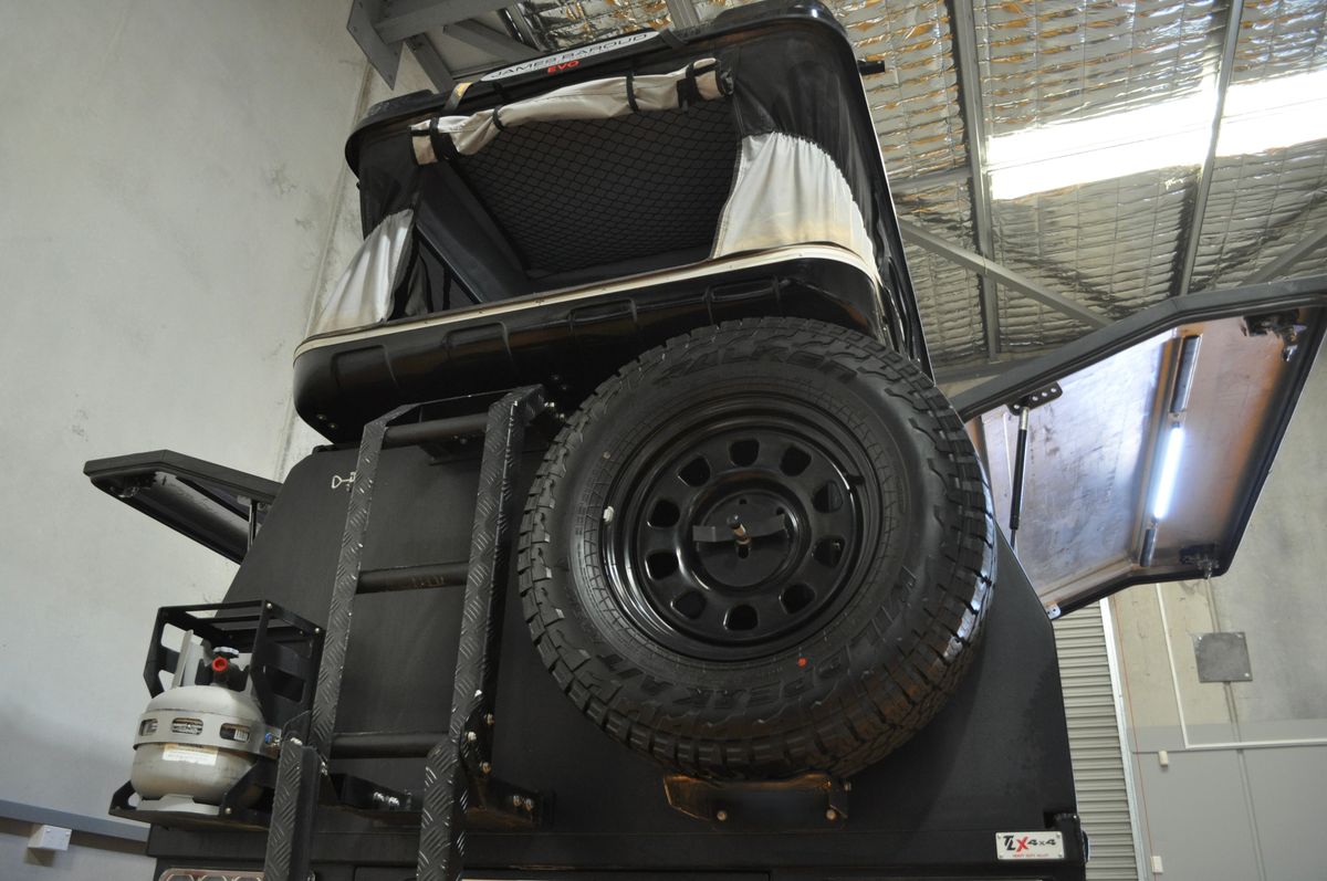 Defender Adventure D-Max Duo - Toilet and Shower both optional extras