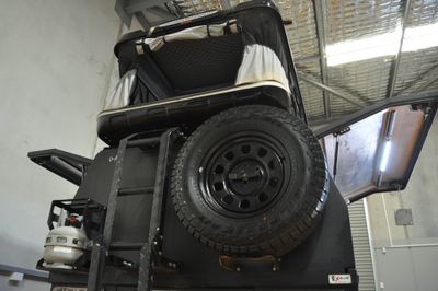 Defender Adventure D-Max Duo - Toilet and Shower both optional extras