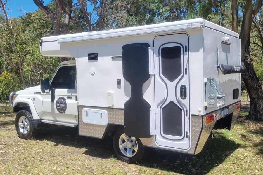 Dove 4WD Motorhome – 79 Series Toyota Landcruiser rental from Perth, Darwin, Broome