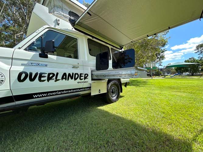 Toyota Landcruiser 4WD Poptop Camper rental from Brisbane, Broome, Perth, Darwin, Cairns, Sydney, Gold Coast