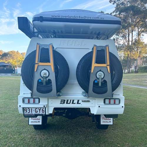 Hilux Outback 4wd Australian camper hire for 1 to 5 people