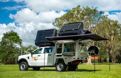 11.04.2025 Warrior 4wd Camper auto 4 berth 2 x rooftop tent 4BW4WD hire for outdoor 4wd camping