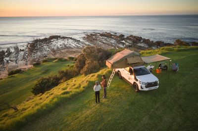 Australia 4 Wheel Drive Rentals online booking specialists specializing in 4wd with rooftop tent hire from Darwin, Allice Springs, Broome and Perth main locations 