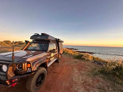 Sunset views on a 4wd self drive road trip across Australia